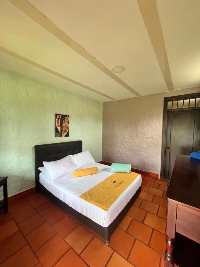 Hotel Campestre Los Mangos Quimbaya Exterior photo